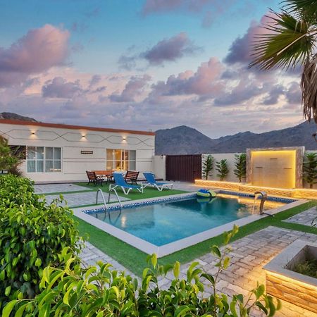 800 Mountain Resort Vacation House Fujairah Buitenkant foto